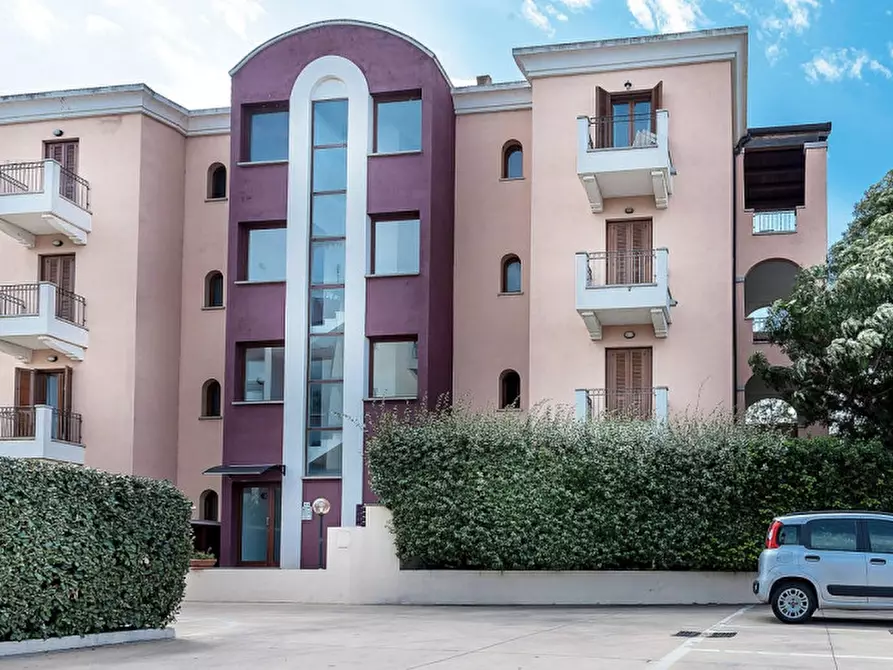 Immagine 4 di Appartamento in vendita  a Olbia
