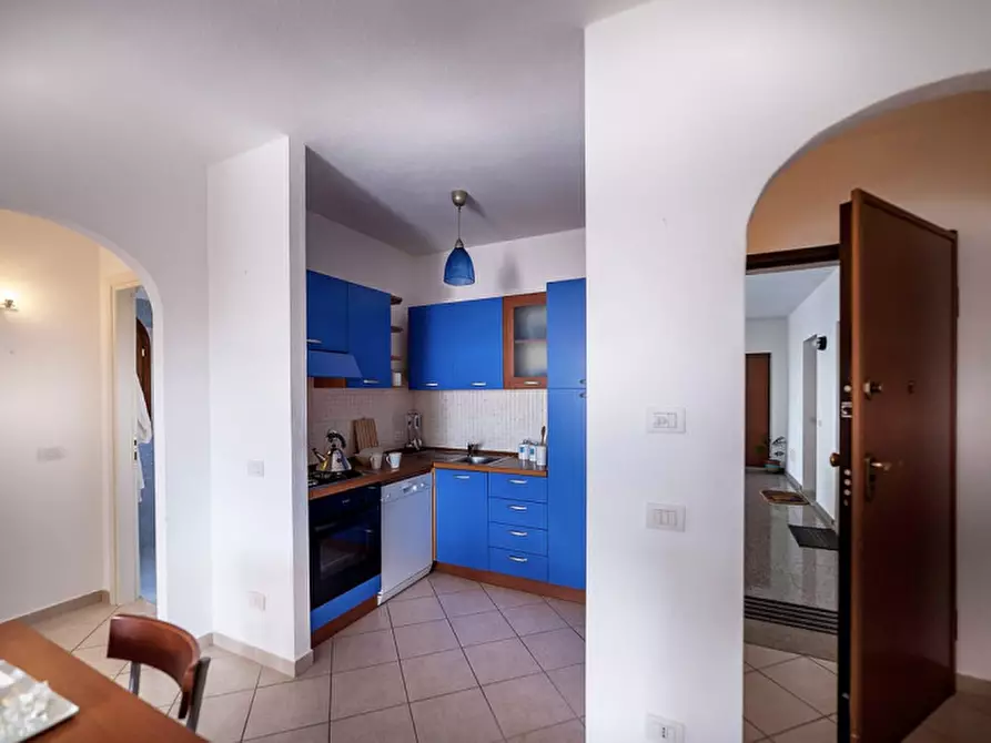 Immagine 5 di Appartamento in vendita  a Olbia