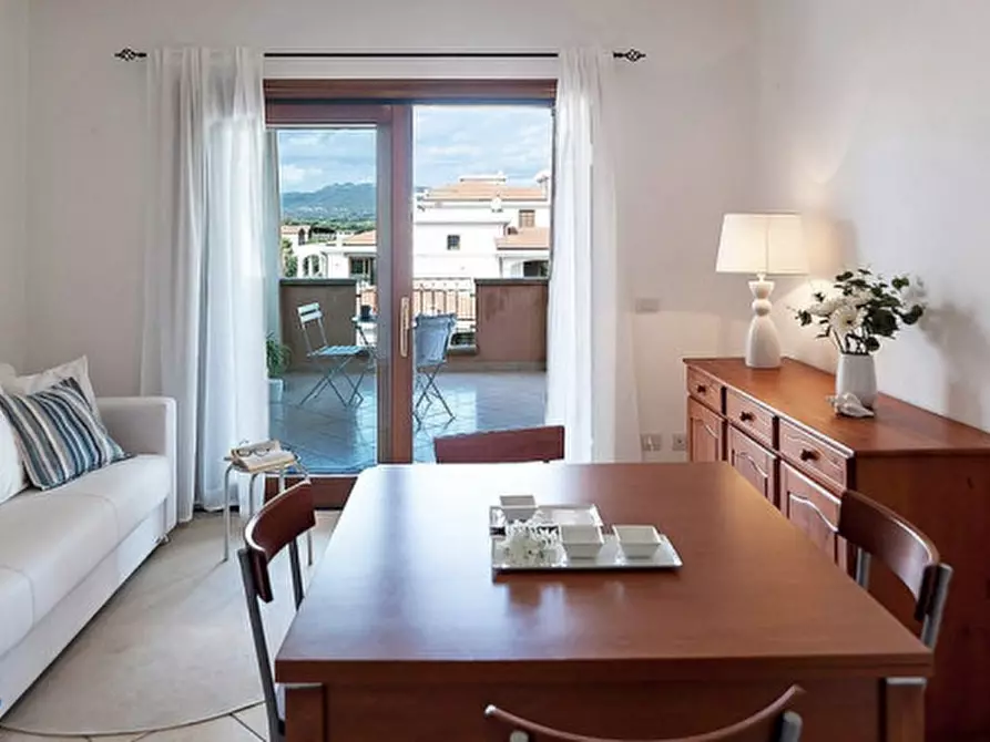 Immagine 6 di Appartamento in vendita  a Olbia