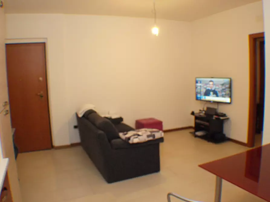 Immagine 10 di Appartamento in vendita  a Trecastelli