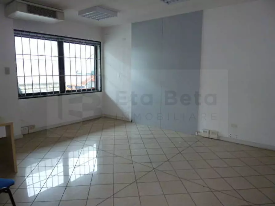 Immagine 8 di Capannone industriale in affitto  in Via Messico a Padova