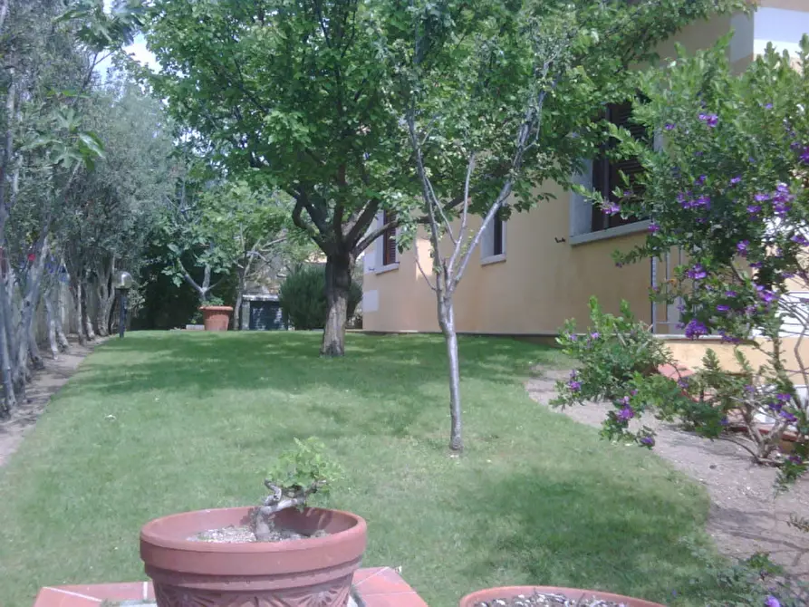 Immagine 7 di Villa in vendita  in via Enrico Berlinguer a Olbia