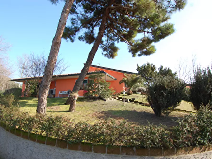 Immagine 2 di Villa in vendita  a Rosolina