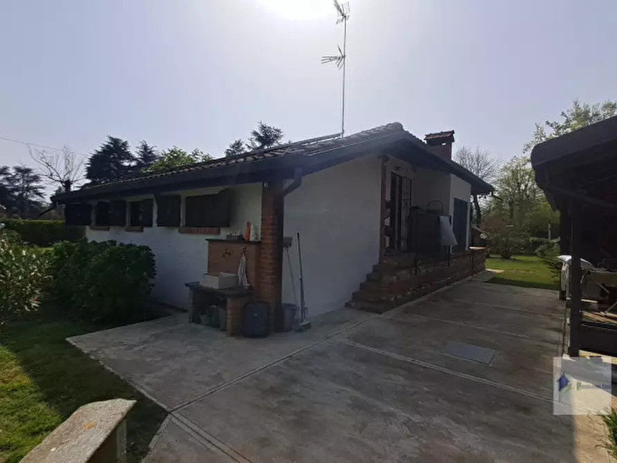 Immagine 24 di Villa in vendita  a Turbigo