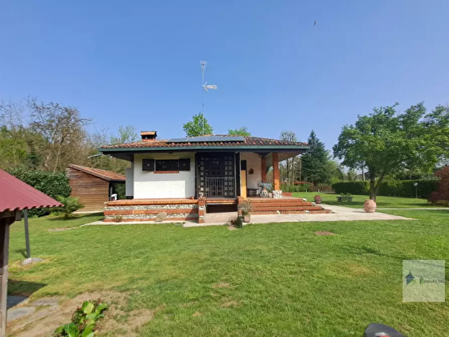 Immagine 27 di Villa in vendita  a Turbigo