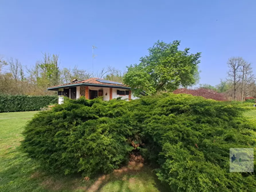 Immagine 31 di Villa in vendita  a Turbigo