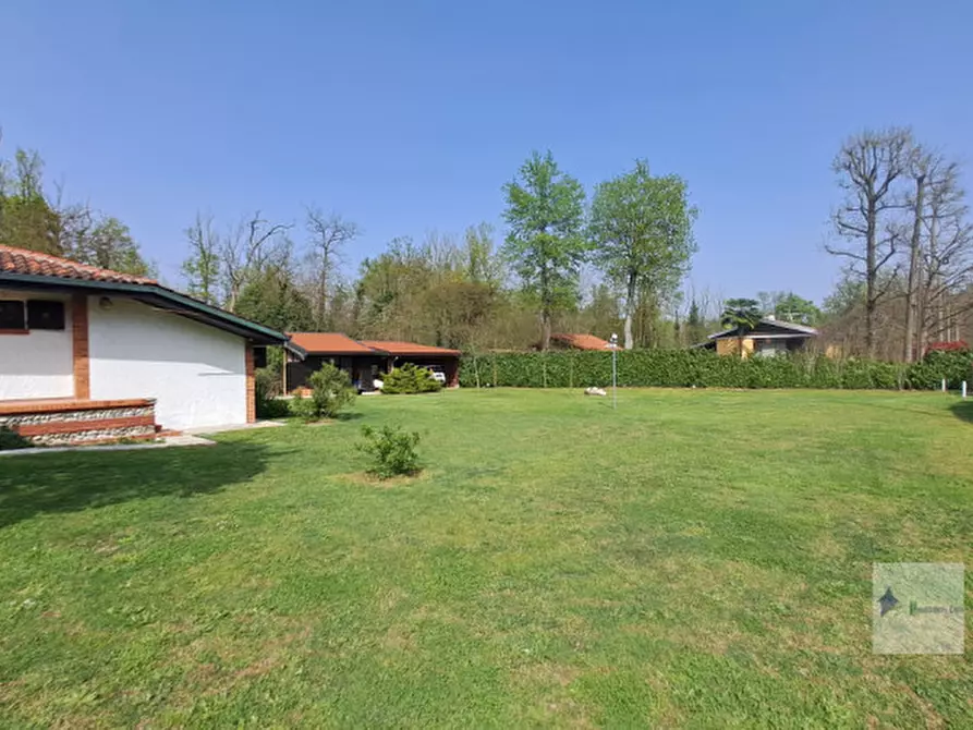 Immagine 34 di Villa in vendita  a Turbigo