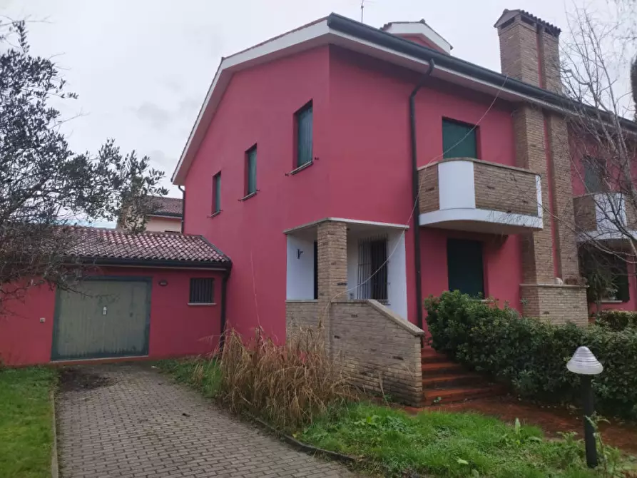 Immagine 8 di Casa bifamiliare in vendita  in via magellano a Selvazzano Dentro