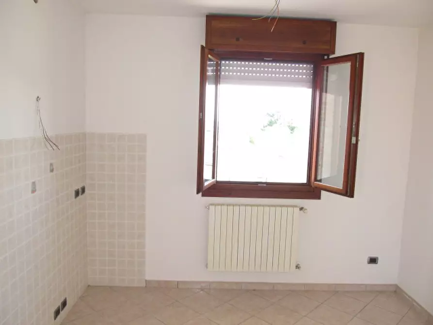 Immagine 4 di Appartamento in affitto  a Concordia Sulla Secchia