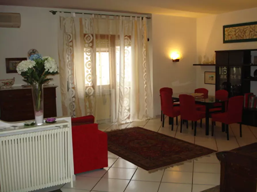 Immagine 11 di Casa trifamiliare in vendita  in VILLA VERROCCHIO a Montesilvano