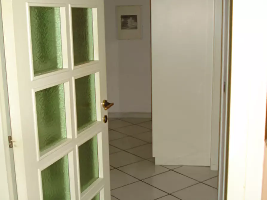 Immagine 12 di Casa trifamiliare in vendita  in VILLA VERROCCHIO a Montesilvano