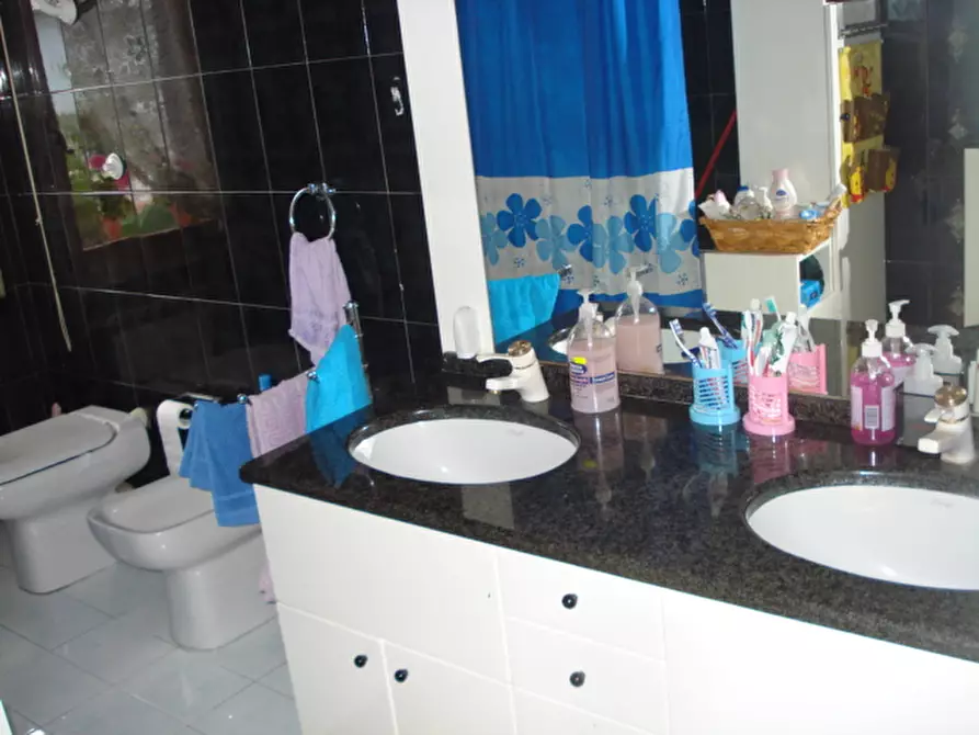 Immagine 22 di Casa trifamiliare in vendita  in VILLA VERROCCHIO a Montesilvano