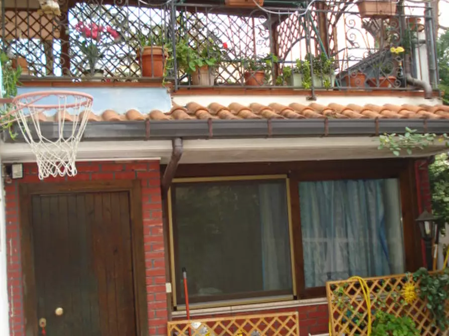 Immagine 29 di Casa trifamiliare in vendita  in VILLA VERROCCHIO a Montesilvano