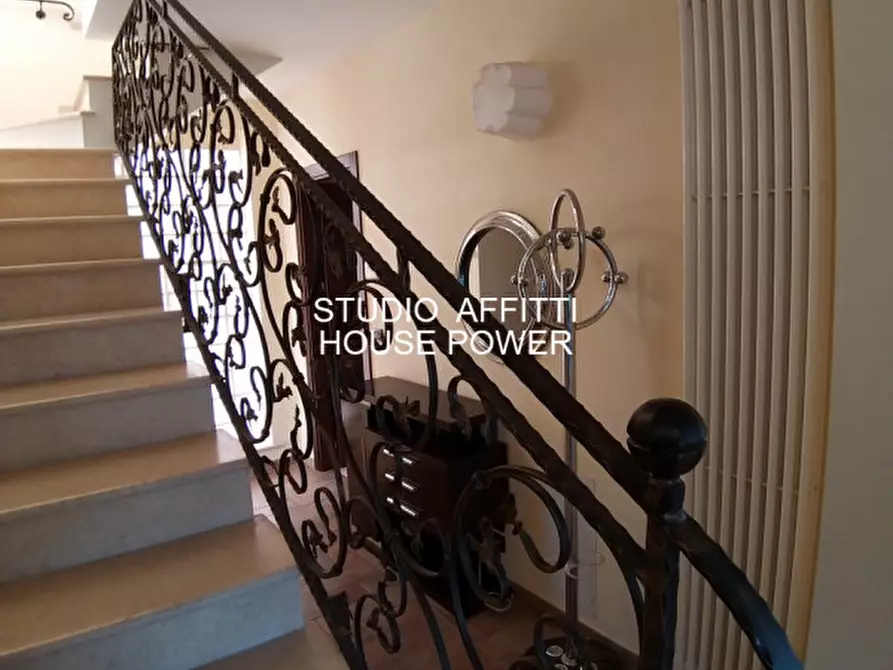 Immagine 25 di Villa in affitto  in Via Giovi a Montesilvano