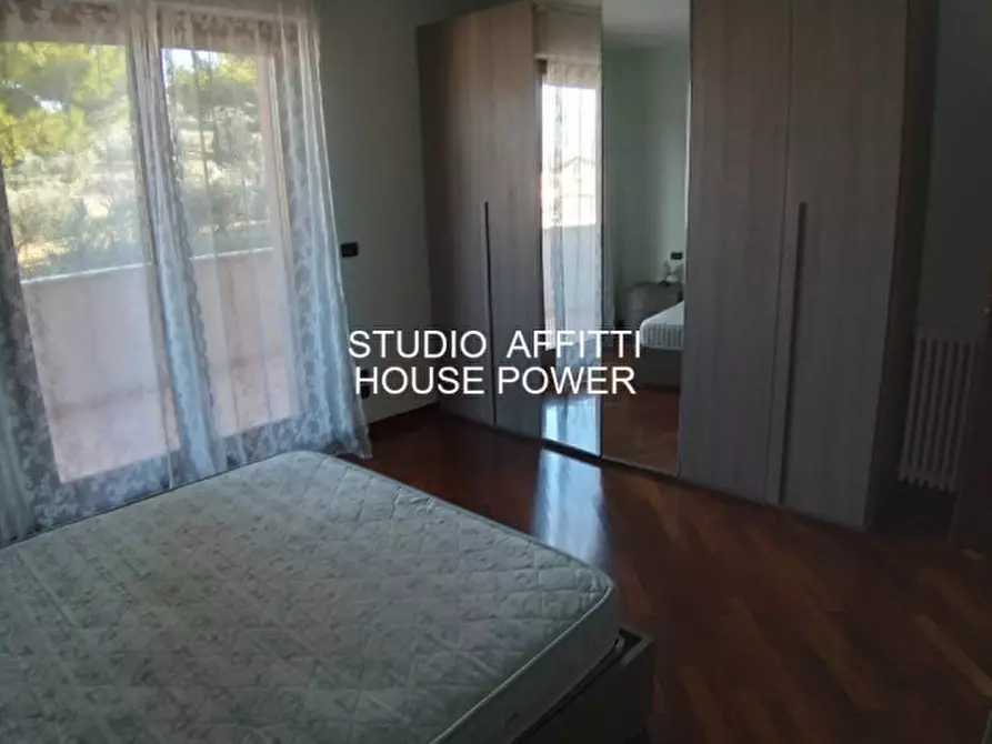 Immagine 33 di Villa in affitto  in Via Giovi a Montesilvano