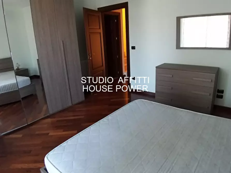 Immagine 34 di Villa in affitto  in Via Giovi a Montesilvano