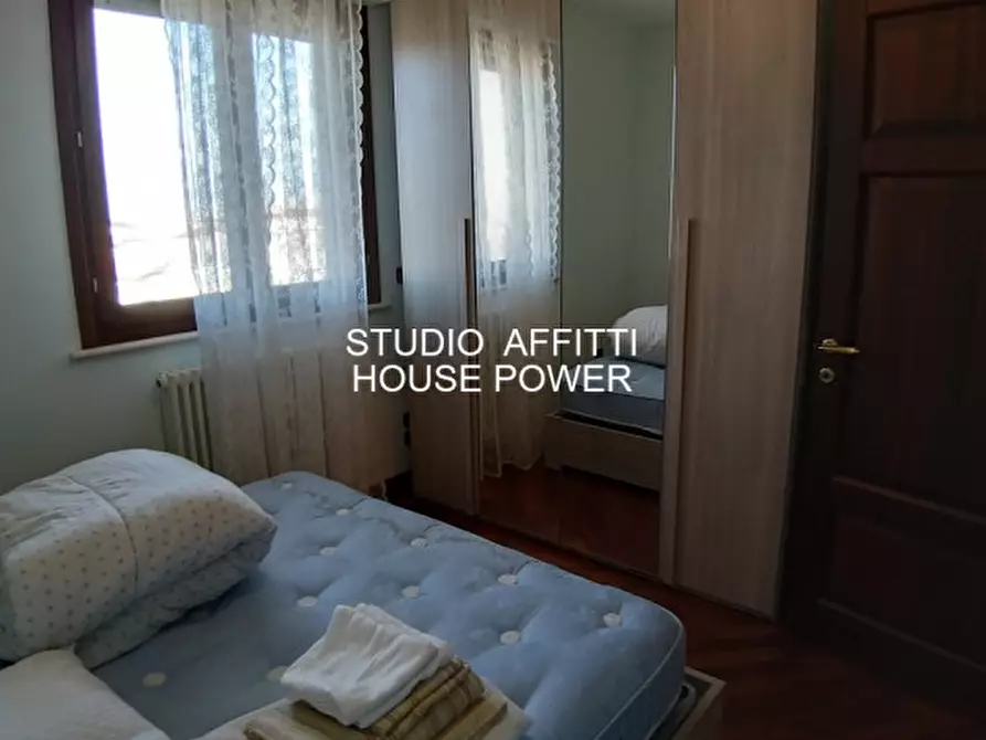 Immagine 36 di Villa in affitto  in Via Giovi a Montesilvano