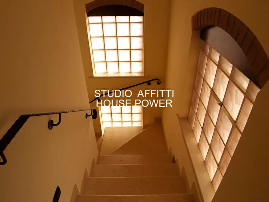 Immagine 40 di Villa in affitto  in Via Giovi a Montesilvano