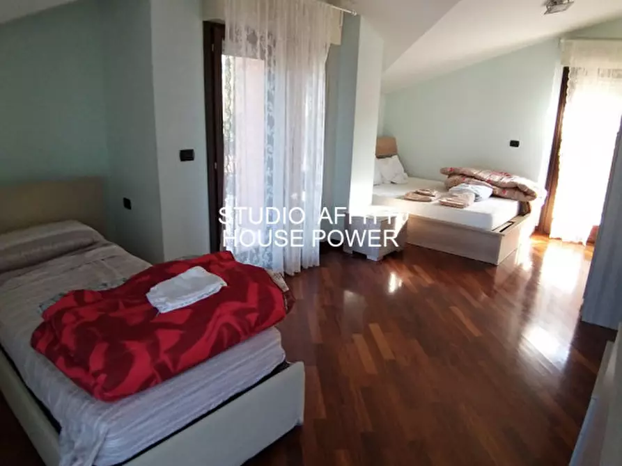 Immagine 44 di Villa in affitto  in Via Giovi a Montesilvano