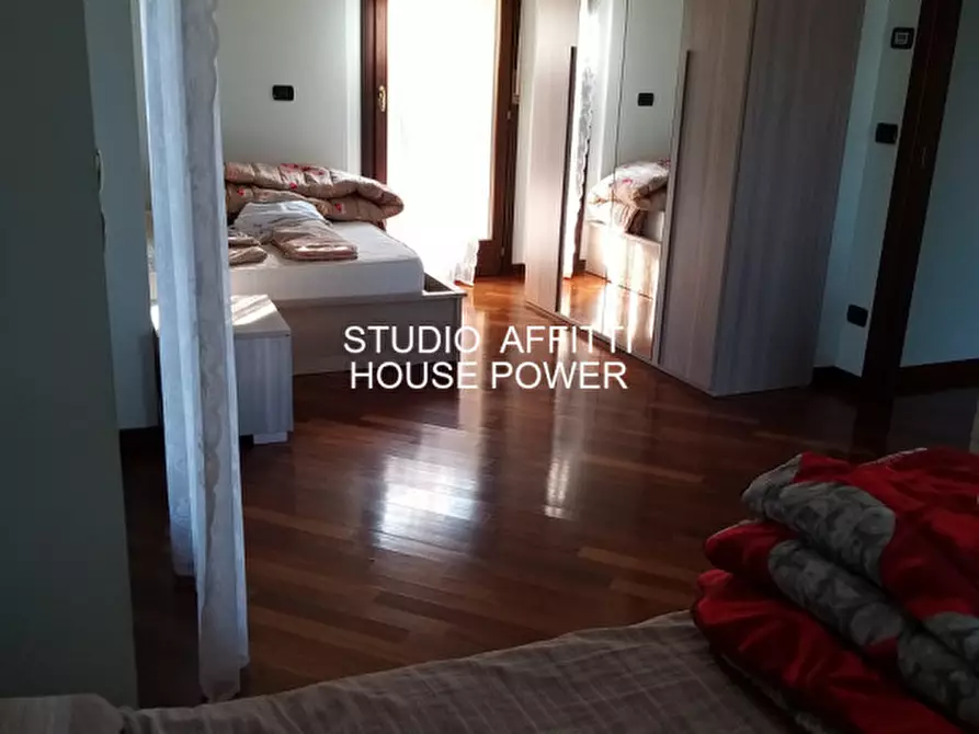 Immagine 46 di Villa in affitto  in Via Giovi a Montesilvano