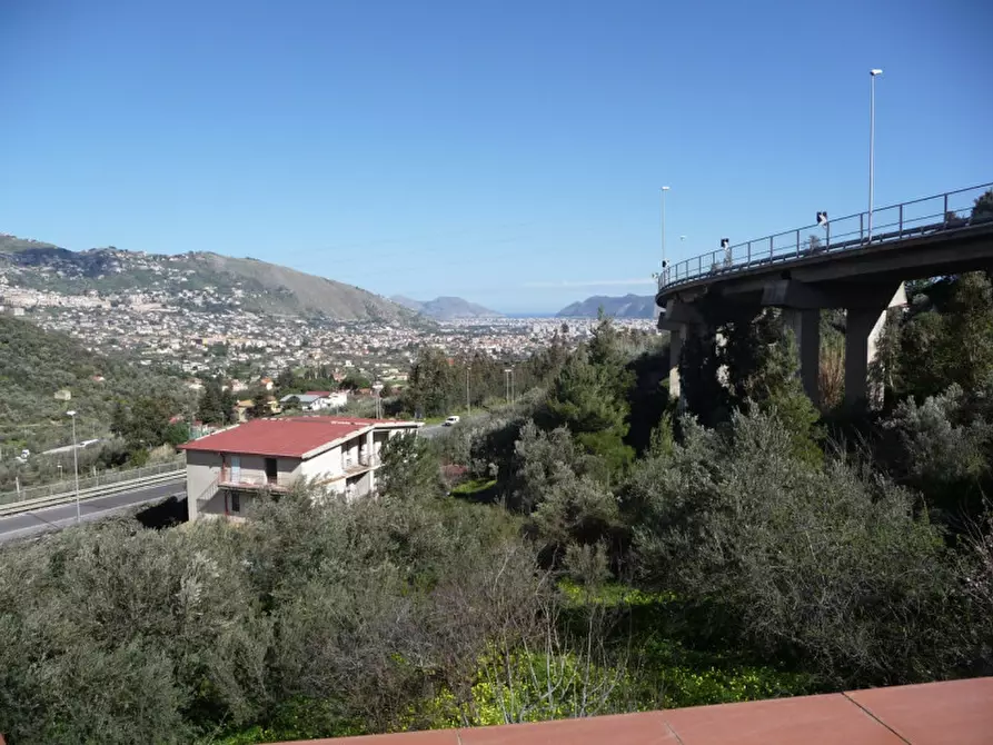 Immagine 1 di Villa in vendita  in Via Del Bersagliere a Altofonte