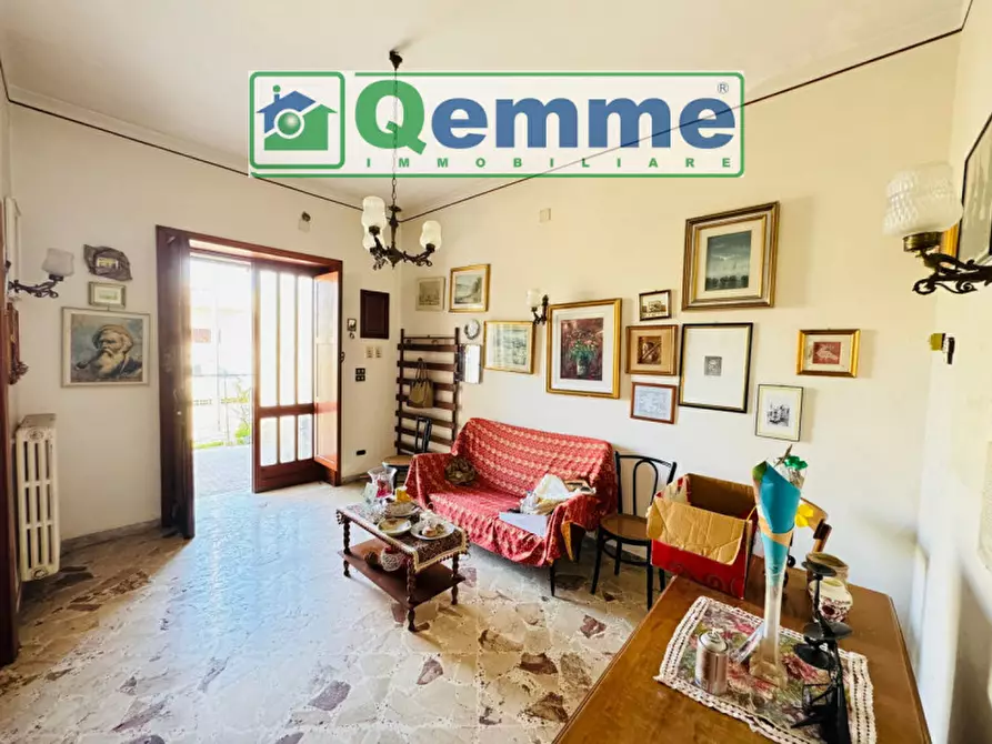 Immagine 6 di Casa bifamiliare in vendita  in Via Vittorio Emanuele III a San Cesario Di Lecce