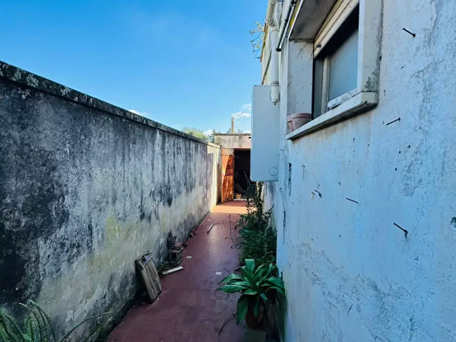 Immagine 26 di Casa bifamiliare in vendita  in Via Vittorio Emanuele III a San Cesario Di Lecce