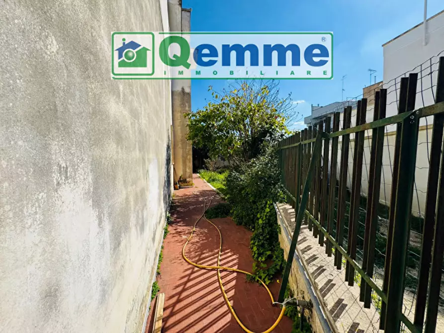 Immagine 32 di Casa bifamiliare in vendita  in Via Vittorio Emanuele III a San Cesario Di Lecce