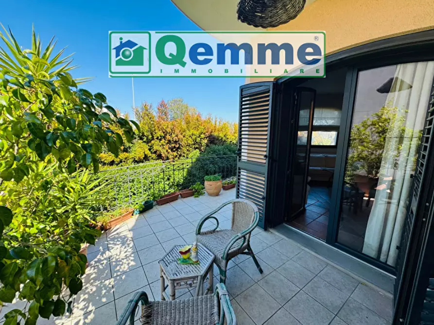 Immagine 9 di Villa in vendita  in Piazza Beethoven a Lequile