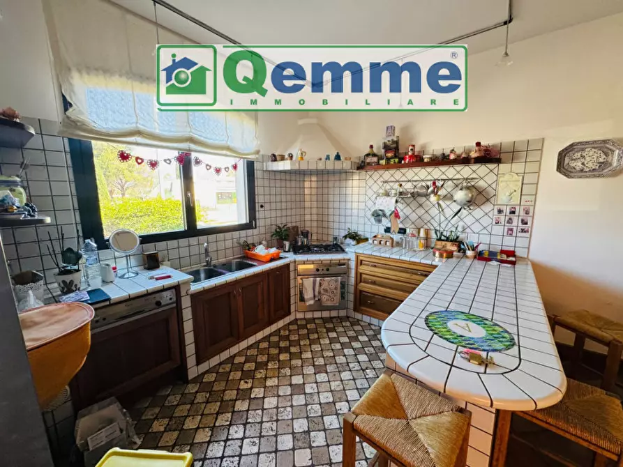 Immagine 16 di Villa in vendita  in Piazza Beethoven a Lequile