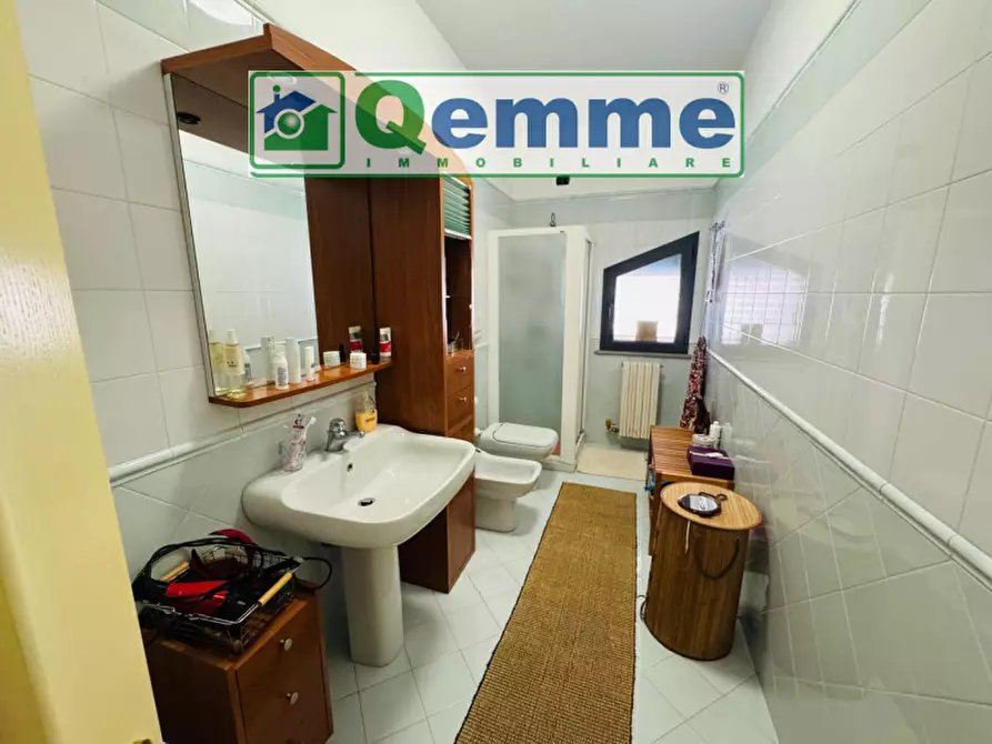 Immagine 38 di Villa in vendita  in Piazza Beethoven a Lequile