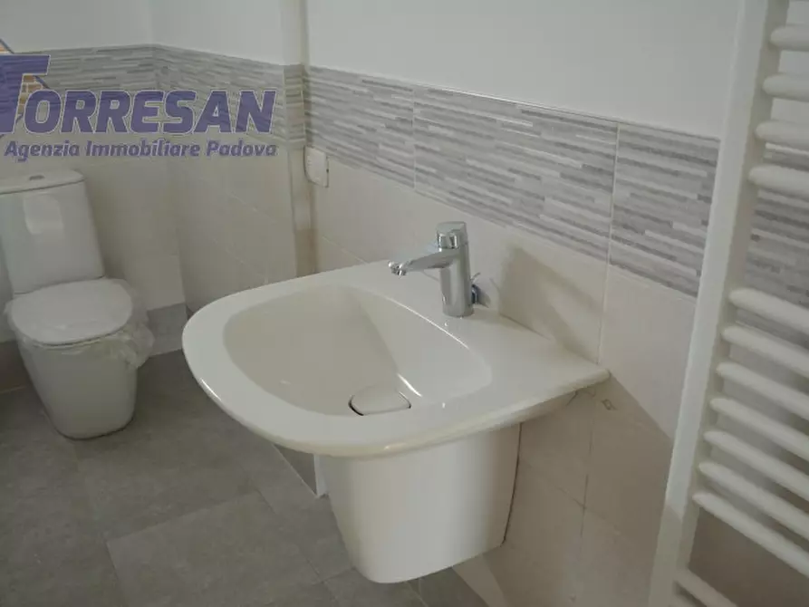 Immagine 16 di Casa indipendente in vendita  in via del bigolo a Padova