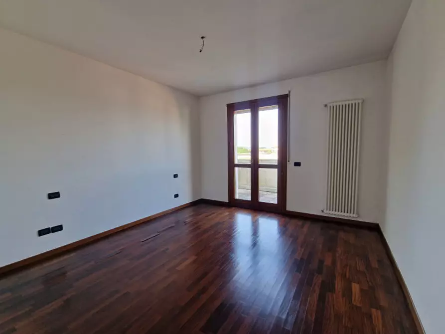 Immagine 5 di Appartamento in vendita  in Via Camisana a Torri Di Quartesolo