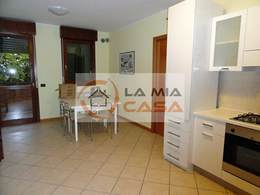 Immagine 7 di Camera in affitto  in via Giacomello Fortunato 11 a Legnaro