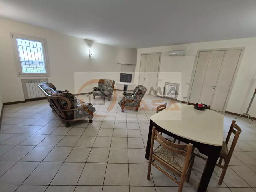 Immagine 10 di Camera in affitto  in Via Quattro Novembre 10 a Legnaro