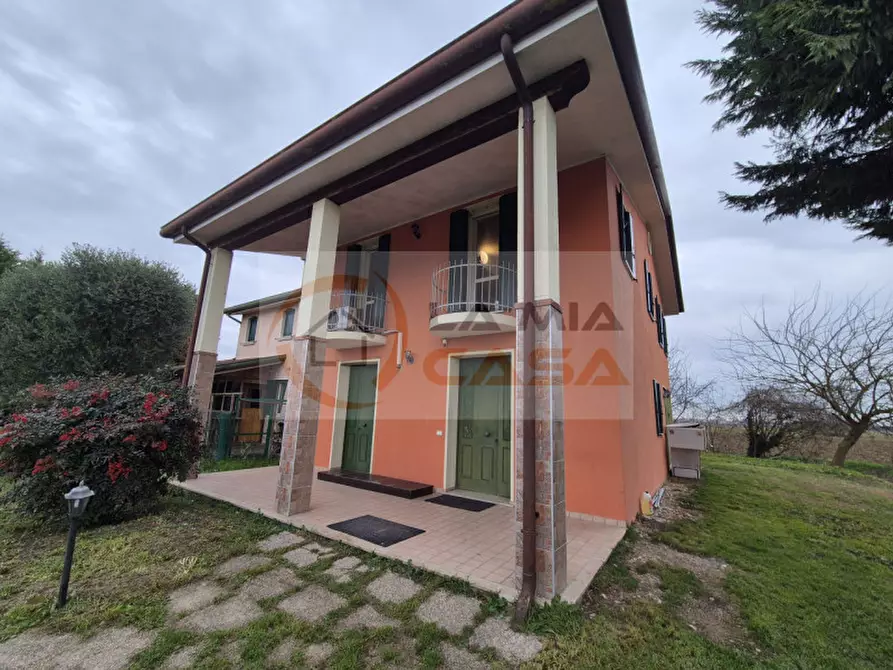 Immagine 15 di Camera in affitto  in Via Quattro Novembre 10 a Legnaro