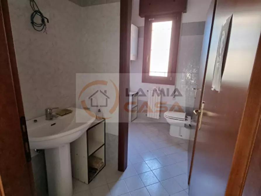 Immagine 6 di Ufficio in affitto  in Via Romea n. 65/I Legnaro (PD) a Legnaro