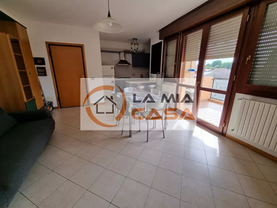 Immagine 2 di Camera in affitto  in via Primo Levi 1 a Legnaro