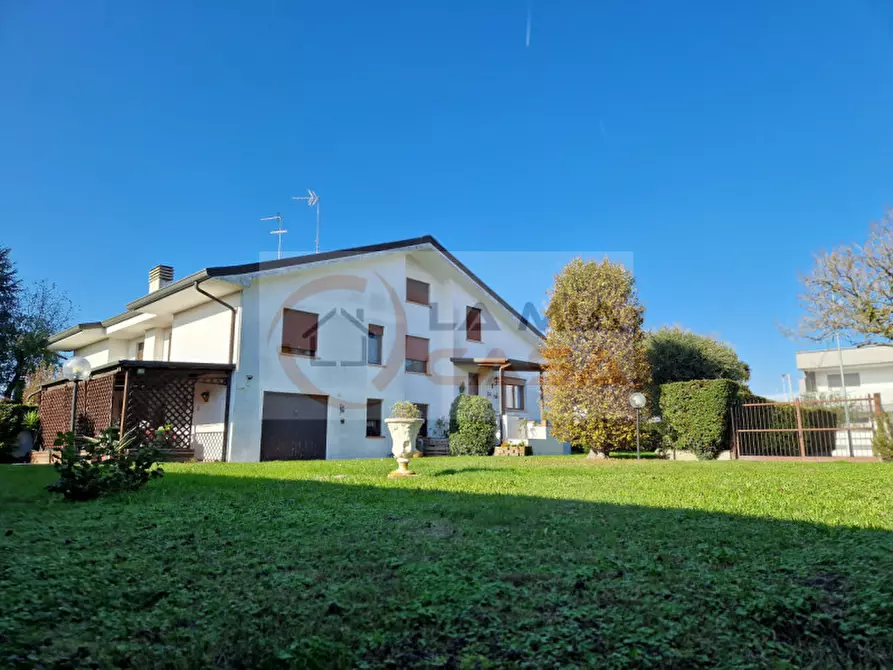 Immagine 3 di Casa bifamiliare in vendita  a Legnaro