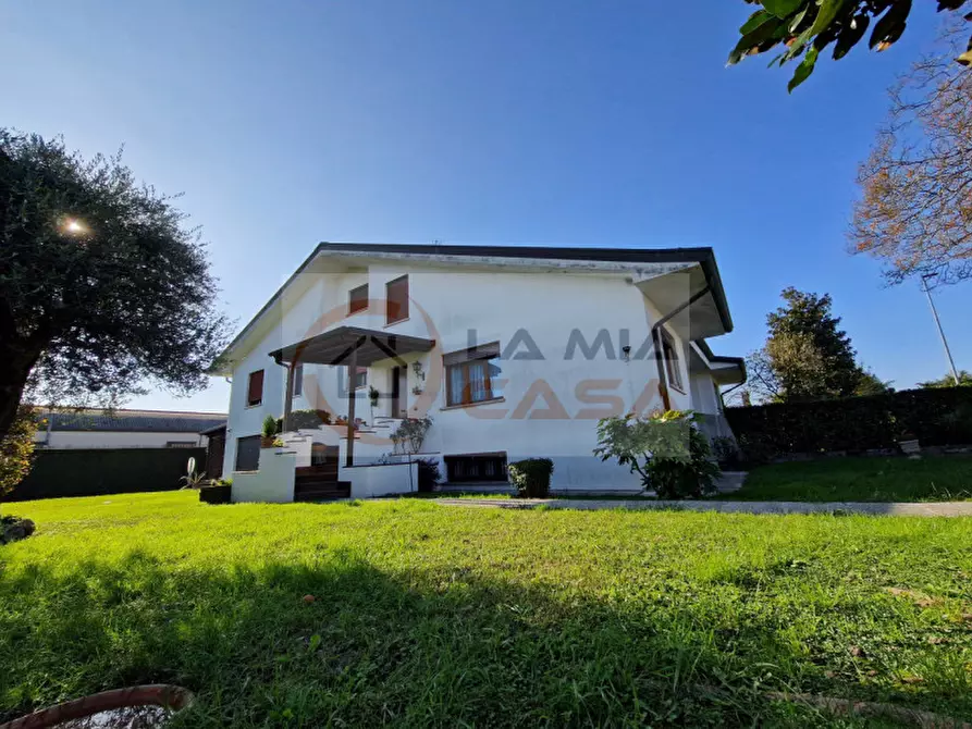 Immagine 6 di Casa bifamiliare in vendita  a Legnaro