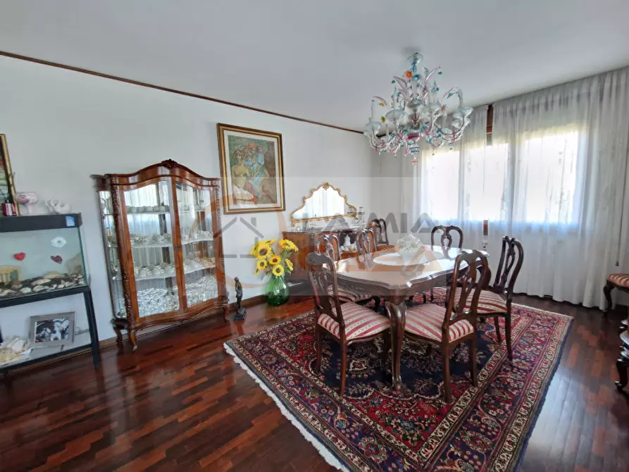 Immagine 12 di Casa bifamiliare in vendita  a Legnaro