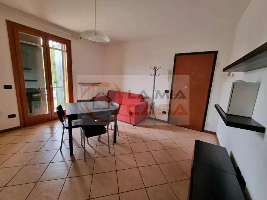 Immagine 2 di Appartamento in affitto  in Via Romea, n. 65/i bis Legnaro (PD) a Legnaro
