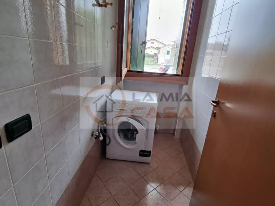 Immagine 10 di Appartamento in affitto  in Via Romea, n. 65/i bis Legnaro (PD) a Legnaro