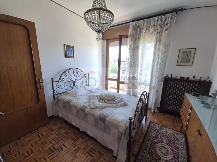 Immagine 2 di Camera in affitto  in Via Rossini Legnaro a Legnaro