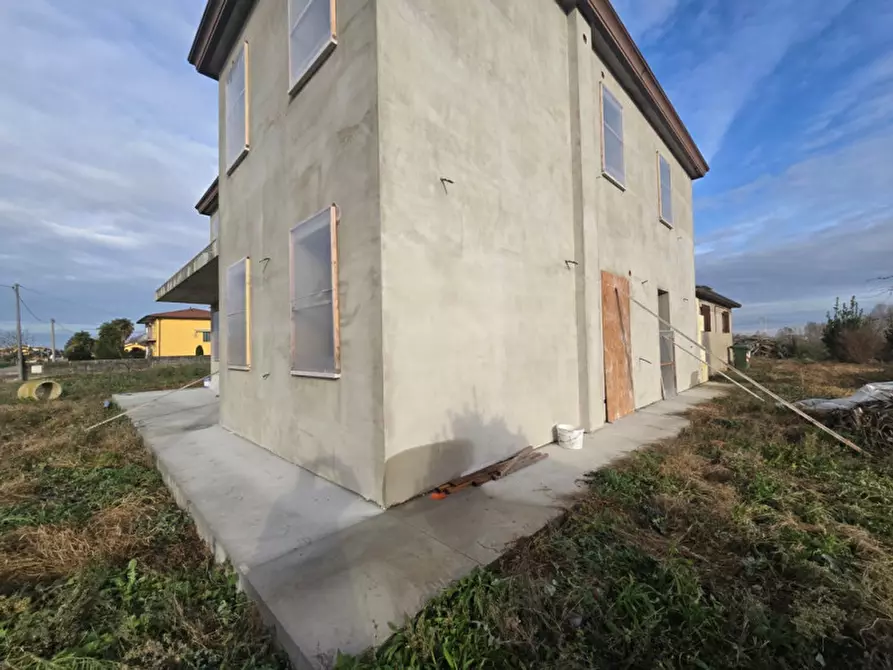 Immagine 6 di Villa in vendita  in Fosso' a Fosso'