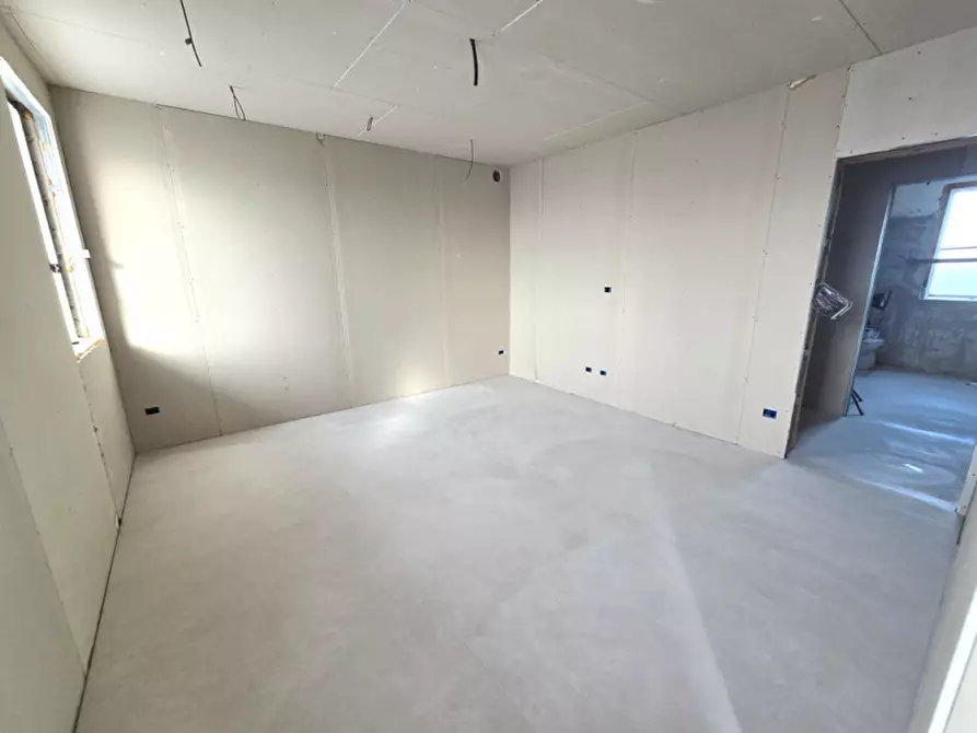 Immagine 9 di Villa in vendita  in Fosso' a Fosso'