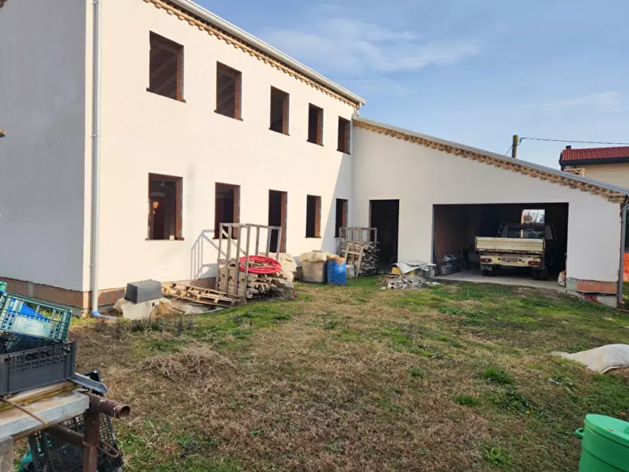 Immagine 1 di Villa in vendita  in Vigonovo, Via Padova 10 a Fosso'