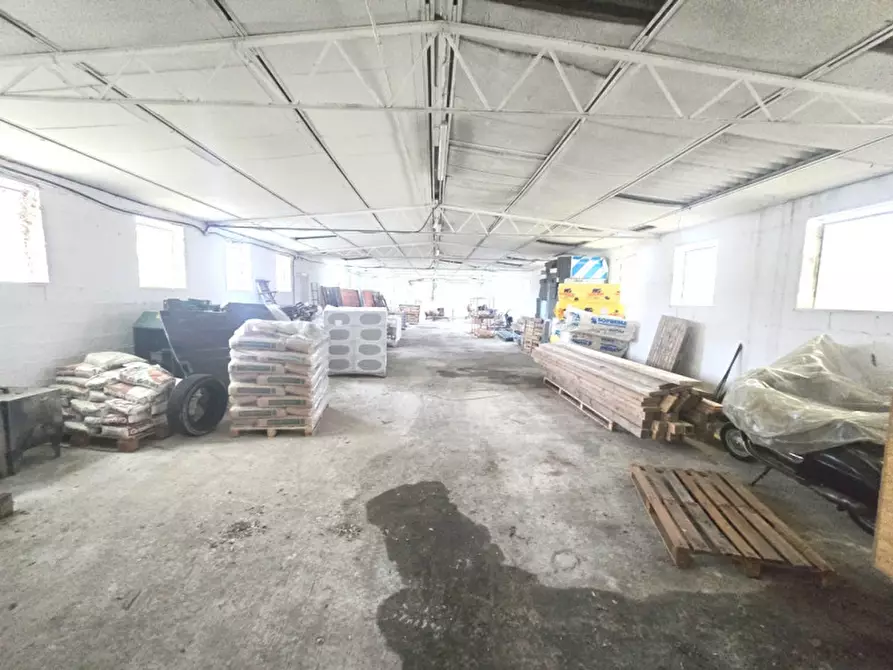 Immagine 9 di Laboratorio in vendita  in Fosso' Sandon a Fosso'