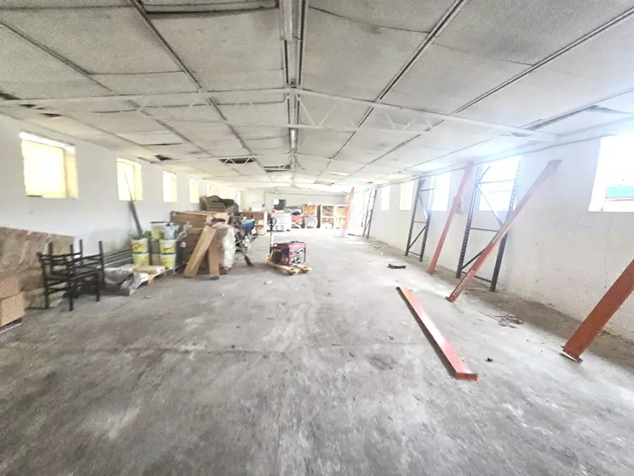 Immagine 10 di Laboratorio in vendita  in Fosso' Sandon a Fosso'