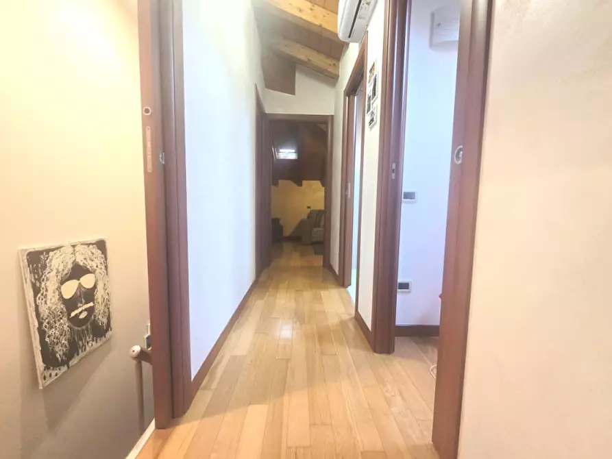 Immagine 13 di Appartamento in vendita  in Fosso' a Fosso'